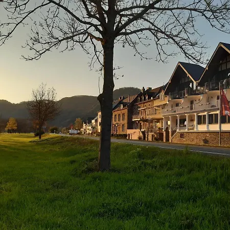 Haus-moselliebe-2p-mit-balkon-und-moselblick * 埃迪格尔-埃莱尔